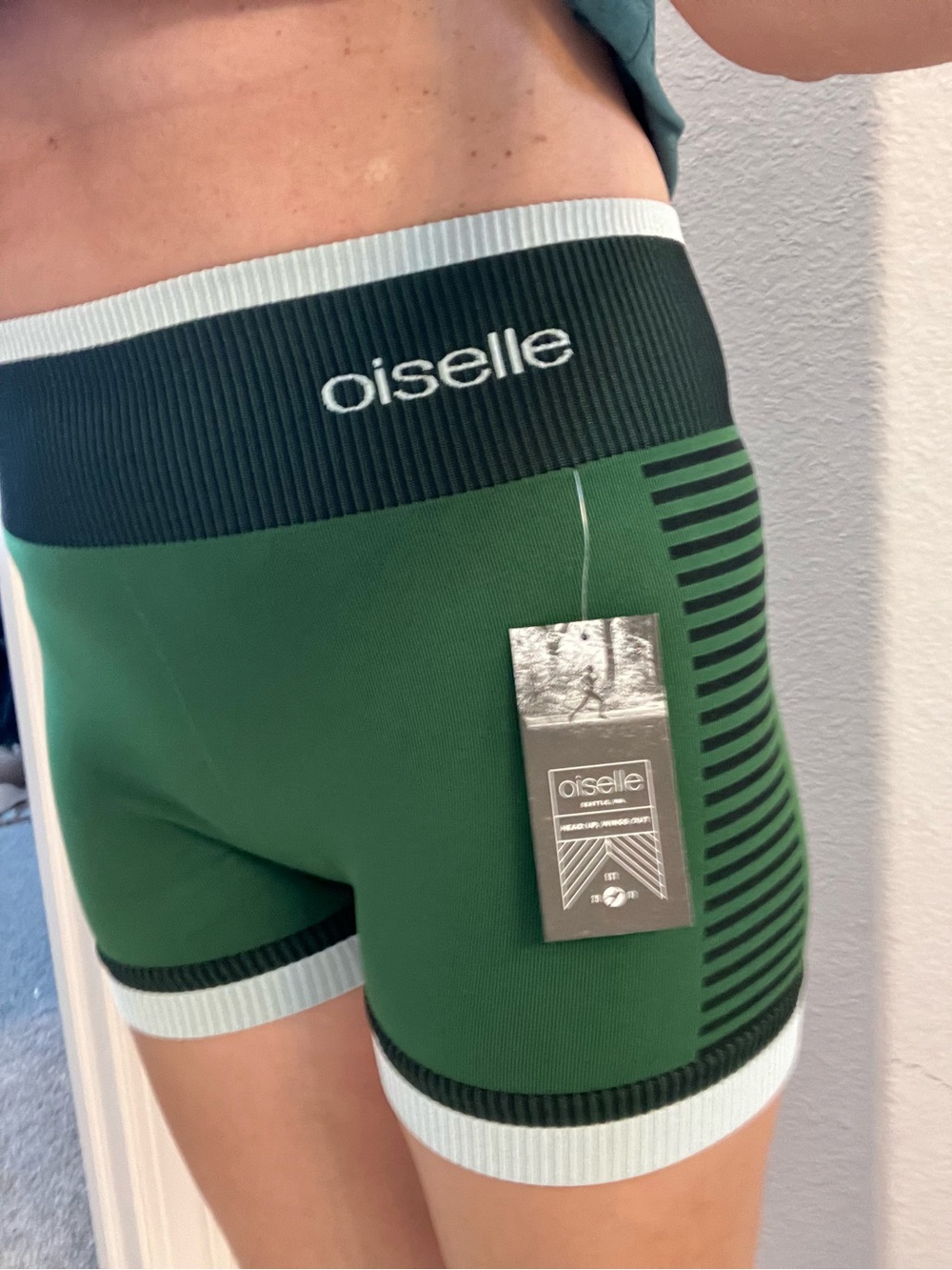 oiselle Forest Green Ribbed Waist Athletic Shorts with Mint Trim